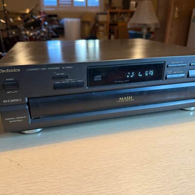 Technics SL-PD627 Compact Disc Changer - 5 Disc -  Black - Tested *NEW BELTS* image 3