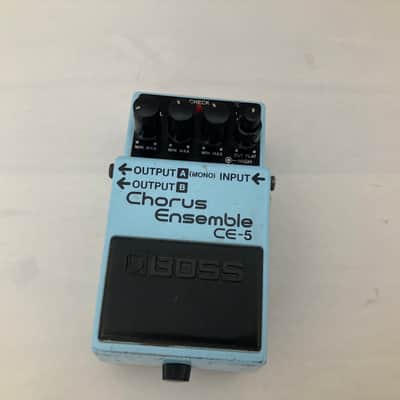 Boss CE-5 Chorus Ensemble (Blue or Pink Label) | Reverb