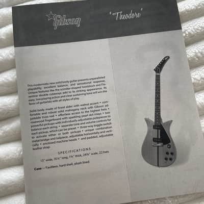 Gibson Custom Shop Theodore 2022 - Cherry image 9
