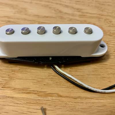 Single Coil Pickup with Screws & Springs (Squier Bullet Strat) image 3