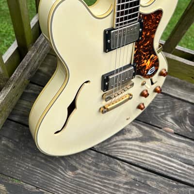 Epiphone Sheraton II 1993 - RARE Vintage Alpine White! - MIK - 8.2 lbs with HSC - Samick 335 Made in Korea image 2