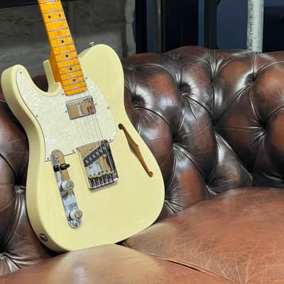 G&L Tribute Series ASAT Classic Bluesboy Semi-Hollow Blonde Left-Handed image 13