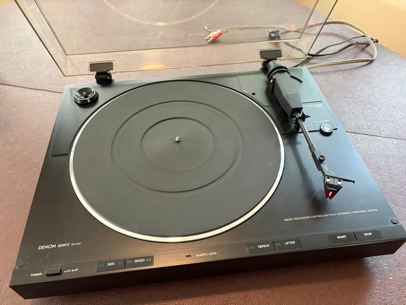 Denon DP-23F Mid 1908’s - Black