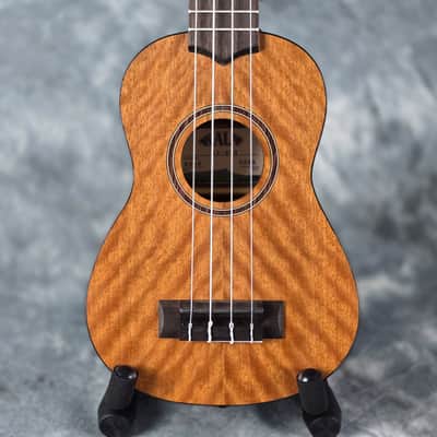 Kala KA-SEM Exotic Mahogany Soprano Ukulele with Kala UB-S Bag image 2
