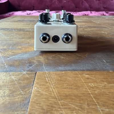 JHS Kodiak Tremolo image 5