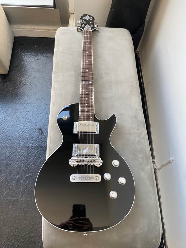Zemaitis SEW 24 BLACK Solid body ElectriC Guitr