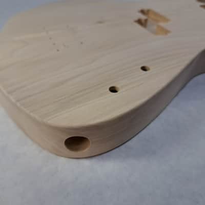 Unfinished Poplar Fireman P bass guitar body - fits fender necks J2429 image 3
