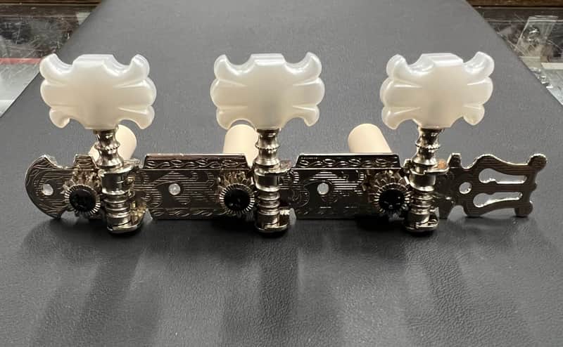 Ping Guitar tuning key with white handle image 1