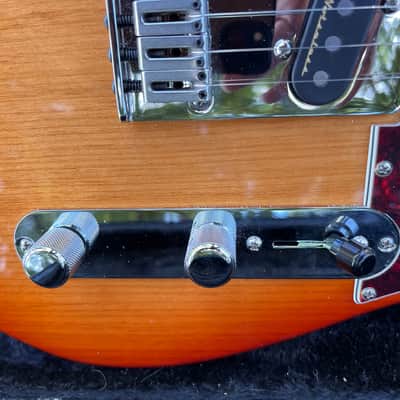 Fender Player Plus Nashville Telecaster 2023 - Present - Sienna Sunburst image 19