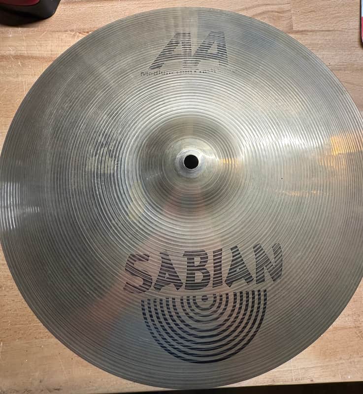 Sabian AA Medium Crash 16" 2005 - 2010 - Bronze image 1