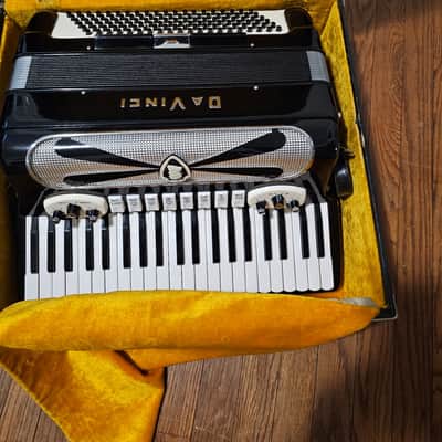 DaVinci Accordion CG12 Mid-60s to 70s - Black/white image 5