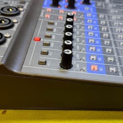 Zoom LiveTrak L-8 Digital Mixer / Recorder image 5