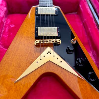 NEW NEVER PLAYED 2017 EPIPHONE JOE BONAMASSA "AMOS" '58 FLYING V W/ALL CASE CANDY image 2