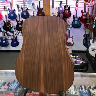 Taylor 110e Acoustic-Electric Solid Sitka Spruce Top, Layered Walnut Back and Sides with Gigbag image 4
