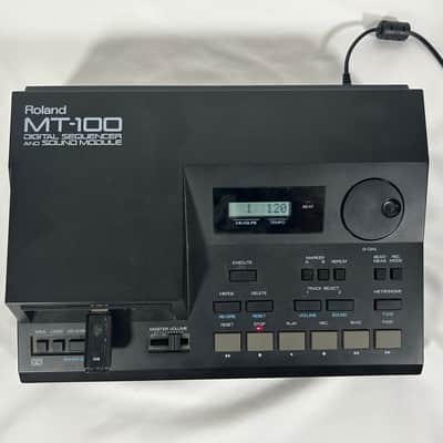 Roland MT-100 Synth & Sequencer combo with USB drive image 1