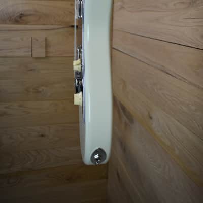 Cream T Polaris Standard 2025 - Vintage White image 3