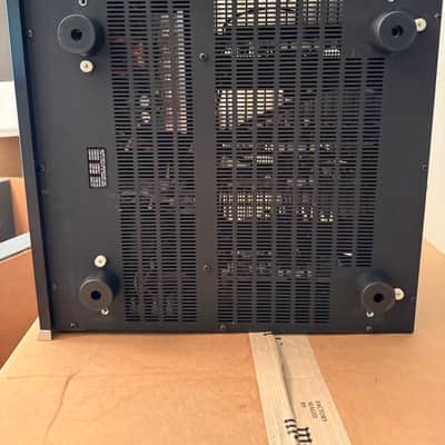 McIntosh MC8207 7 channel power Amplifer image 10