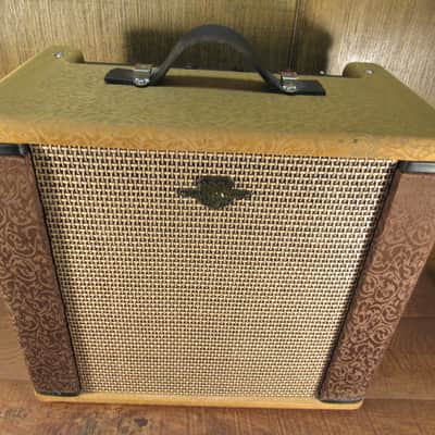 Fender Ramparte 9w Combo Amp NICE!!! image 1