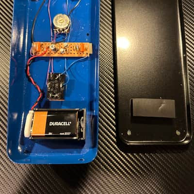 Colorsound  Sola Sound Fuzz Box 1996 - Blue Vintage 1996 Colorsound One Knob Fuzz Box - Dick Denney Sola Sound - Original First Issue image 2