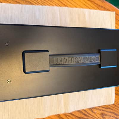 Universal Audio Solo/610 Desktop Tube Mic Preamp 2006 - Present - Black image 5