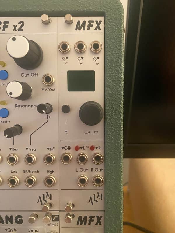 ALM/Busy Circuits ALM032 MFX Stereo Multi-Effects Processor Eurorack Synth Module