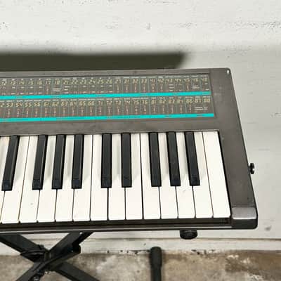 Korg Poly-800 Polyphonic Analog Synthesizer image 7