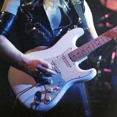 Fender Stratocaster Ex JUDAS PRIEST Artist Owned by K.K. Downing, band signed by KK, Rob Halford and Glenn Tipton. 1985 Vintage 80s guitar. Custom Shop strat flight case included image 4
