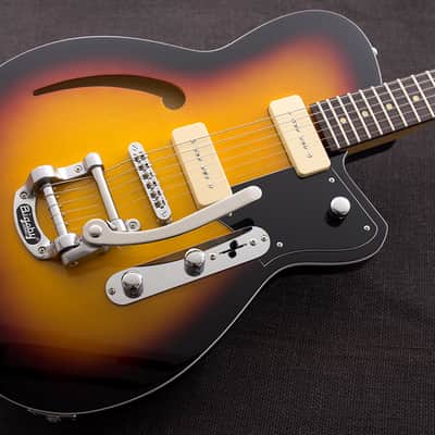 Reverend Club King 290 Semi Hollow Guitar - 3 Tone Burst image 2