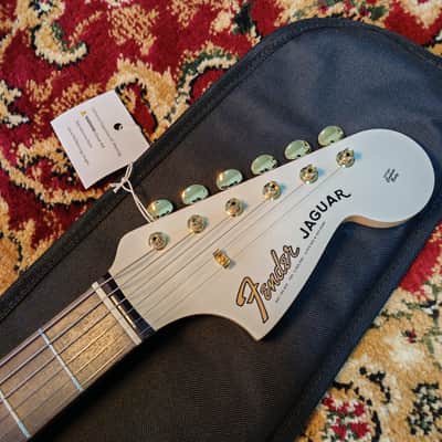 *NEW IN BOX* 2026 Fender Japan Limited Edition Traditional Collection, 60's Jaguar White Pearl Gold with Matching Headstock, MIJ JD26 image 3