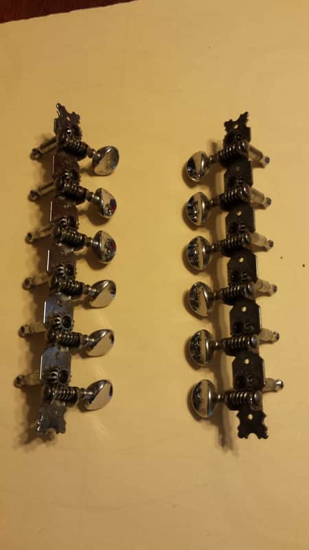 Epiphone Vintage 12 string tuning machines image 1
