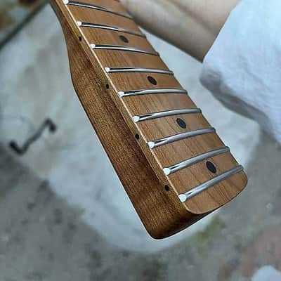 Matte Finish Guitar Strat Style Roasted Maple Neck, 21 Frets Fingerboard image 4