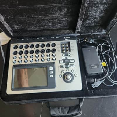 QSC TouchMix-16 Touch Screen Compact Digital Mixer 2010s - Silver image 3