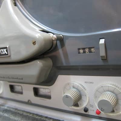 Vintage Studer Revox G36 Stereo Tube Reel To Reel Recorder/Player 7"/10" reels, Original Philips Tubes, Working, Well Cared For, Switzerland 1960s - Gray image 3