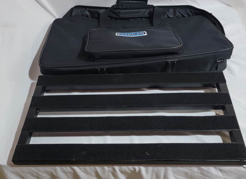 Pedaltrain Classic Pedalboard with Soft Case! image 1