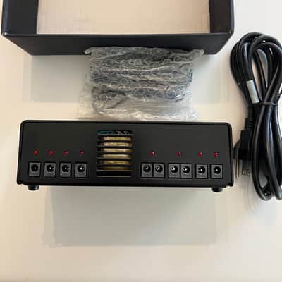 Mezzabarba Sentinel power supply, MINT in box w/all adapters, 8 channels 10 outputs image 2