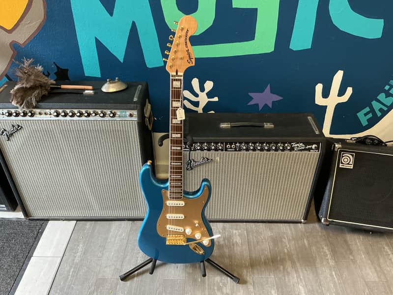 Squier 40th Anniversary Gold Edition Stratocaster 2022 - Present - Lake Placid Blue used image 1