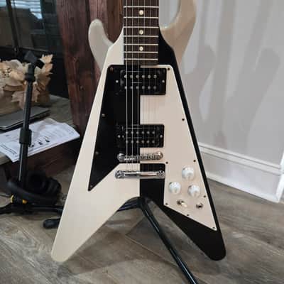 Gibson Custom Shop Michael Schenker 1971 Flying V Collector's Edition image 9