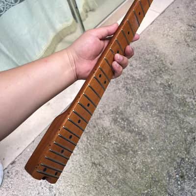 Headless 24frets roasted maple electric guitar neck c contour 25.5 spoke truss rod  with lock image 2