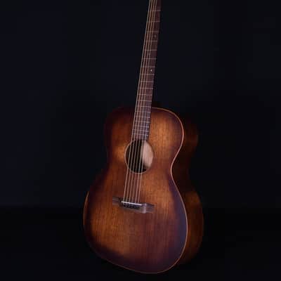 Martin 000-15M StreetMaster, Mahogany Burst image 6