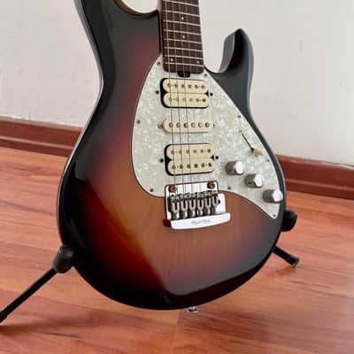 Ernie Ball Music Man Silhouette piezo Sunburst image 5