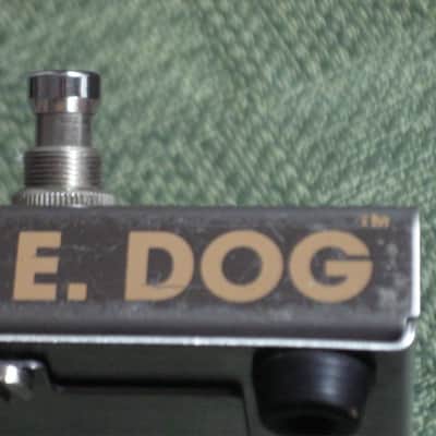 used 1990's (maybe early 2000s) Snarling Dogs Tweed E. Dog Model # SDP-1 Overdrive / Distortion, "6L6 vacuum tube overdrive EMULATOR" (NO tube is part of the pedal's circuitry) + battery & strings (NO box / NO paperwork) image 7