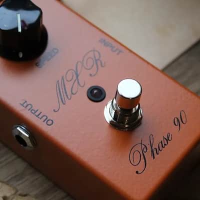 MXR CSP101SL Script Phase 90 LED image 2