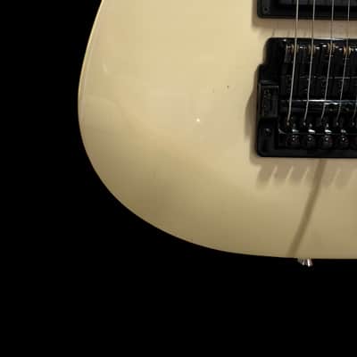 Charvel Model 4 HSS with Rosewood Fretboard 1986 - 1989 - Pearl White - x3797 image 10