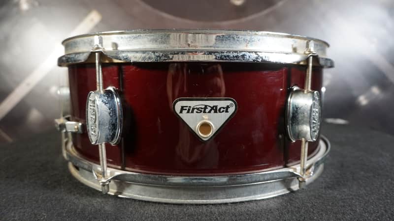 First Act Maroon Snare 14" x 5" image 1