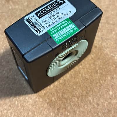 Brüel & Kjær Hand-held Analyzer Type 2250-L + Prepolarized Free-Field ½" Mic Type 4950 + Sound Calibrator Type 4231 image 10
