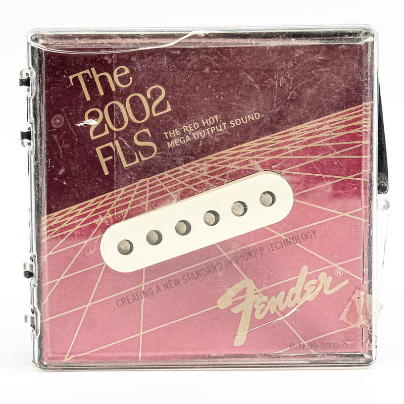 Fender 016730 Strat Single Coil Pickup White Cover w/ Non-Original Case image 1