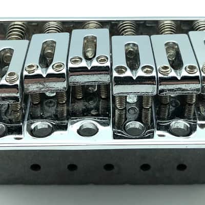 Stratocaster Style Tremolo Vibrato Assembly Chrome image 4