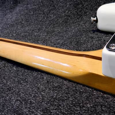 Fender Jimi Hendrix Stratocaster 2016 Olympic White image 8