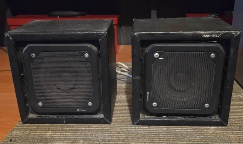 VINTAGE CLARION SPEAKERS image 1