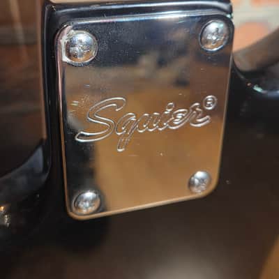 Squier Mini Stratocaster V2 Laurel Fretboard Black image 15